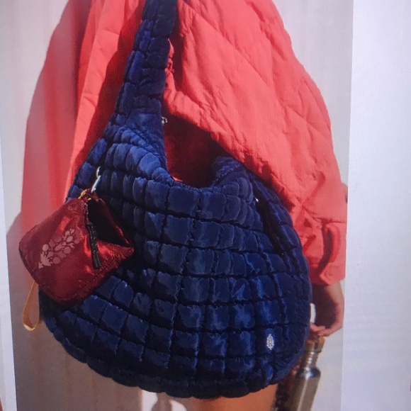Free People Movement Navy Baby Quilted Slouchy Carry All Bag - Picture 1 of 3